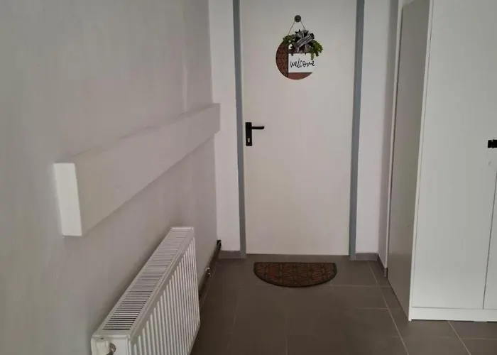 Apartment - Urban & Stylish With Garage Wien